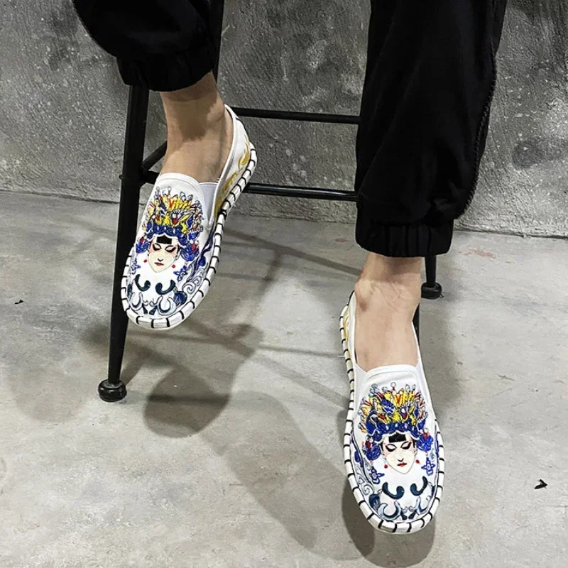 男性と女性のための刺embroideredキャンバスシューズ - Ethnic Fashion For Men のレビューと価格