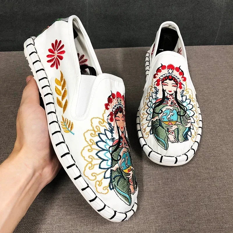 男性と女性のための刺embroideredキャンバスシューズ - Ethnic Fashion For Men のレビューと価格