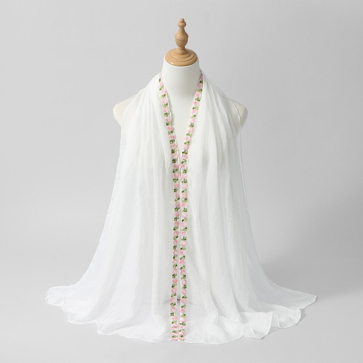 新しいローズ刺繍ソリッドカラーシフォンロングスカーフ女性のた - Ethnic Fashion For Ladies のレビューと価格