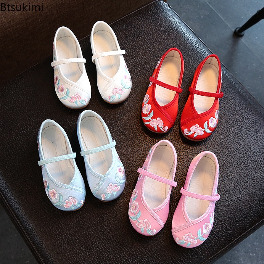 新しい子供用漢服フラットシューズ、民族風中国風キッズ刺繍布靴 - Ethnic Style Dresses のレビューと価格